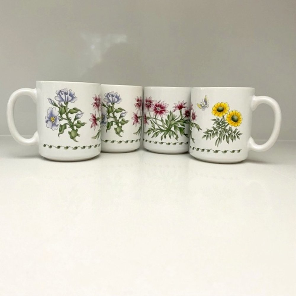 🎈HP🎈Floral Pattern Ceramic Coffee Mugs- Set of 4